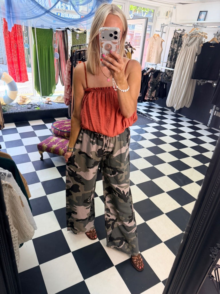Bubble Hem Cami Rust