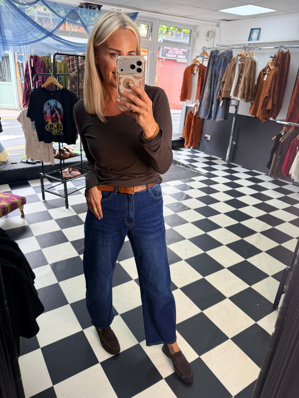 Basic Scoop Neck Basic T shirt Chocolate