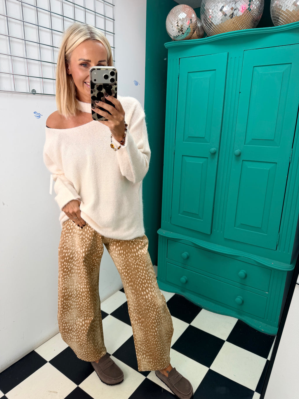 Bambi Barrel Leg Jeans
