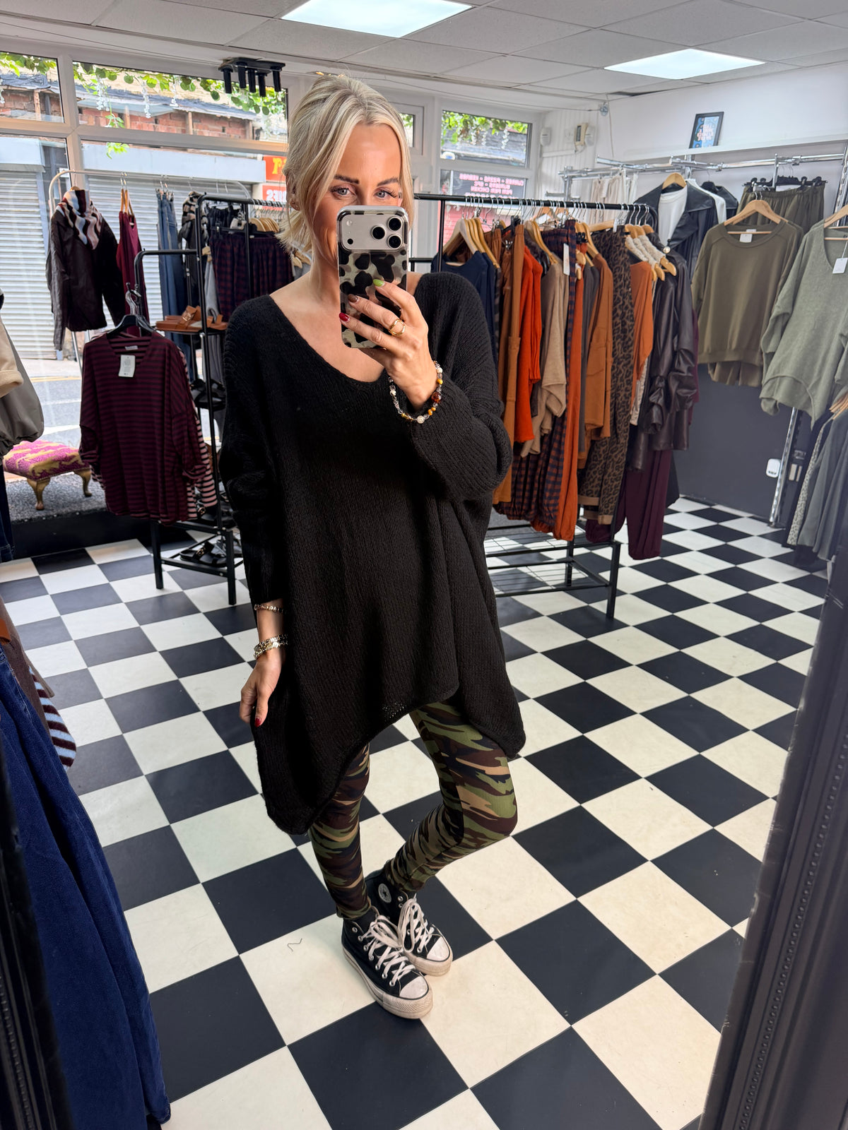 Over Sized Chunky Knit Black