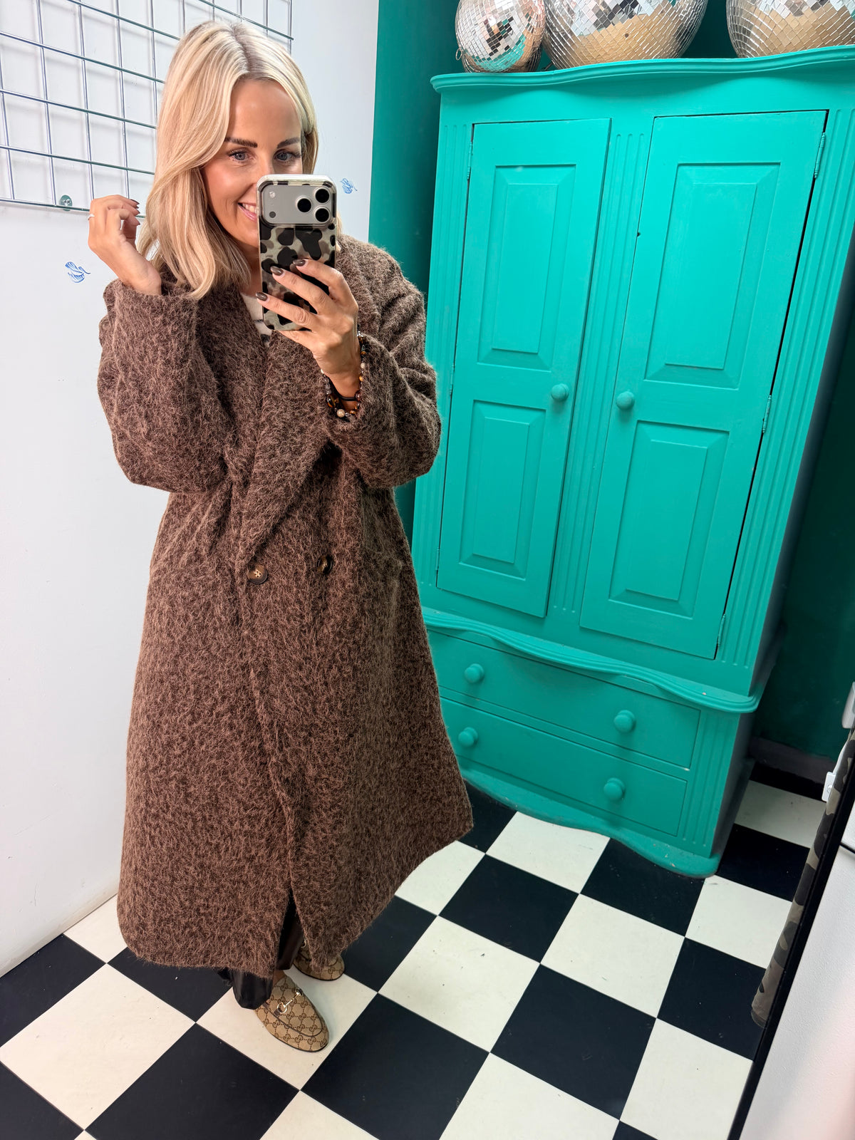 Oversized cosy knit coat - chocolate