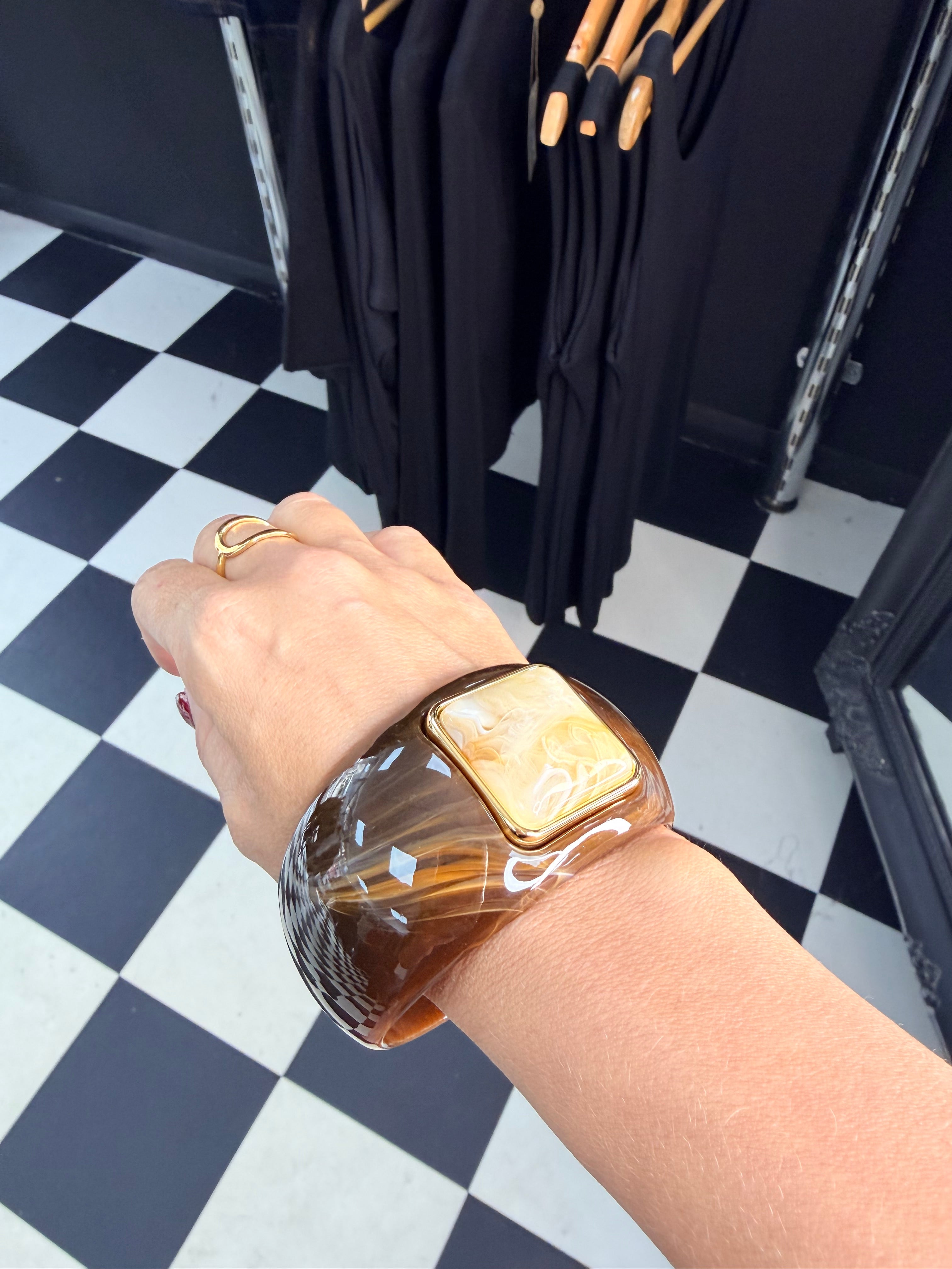 Gem Stone Bangle Chocolate Square