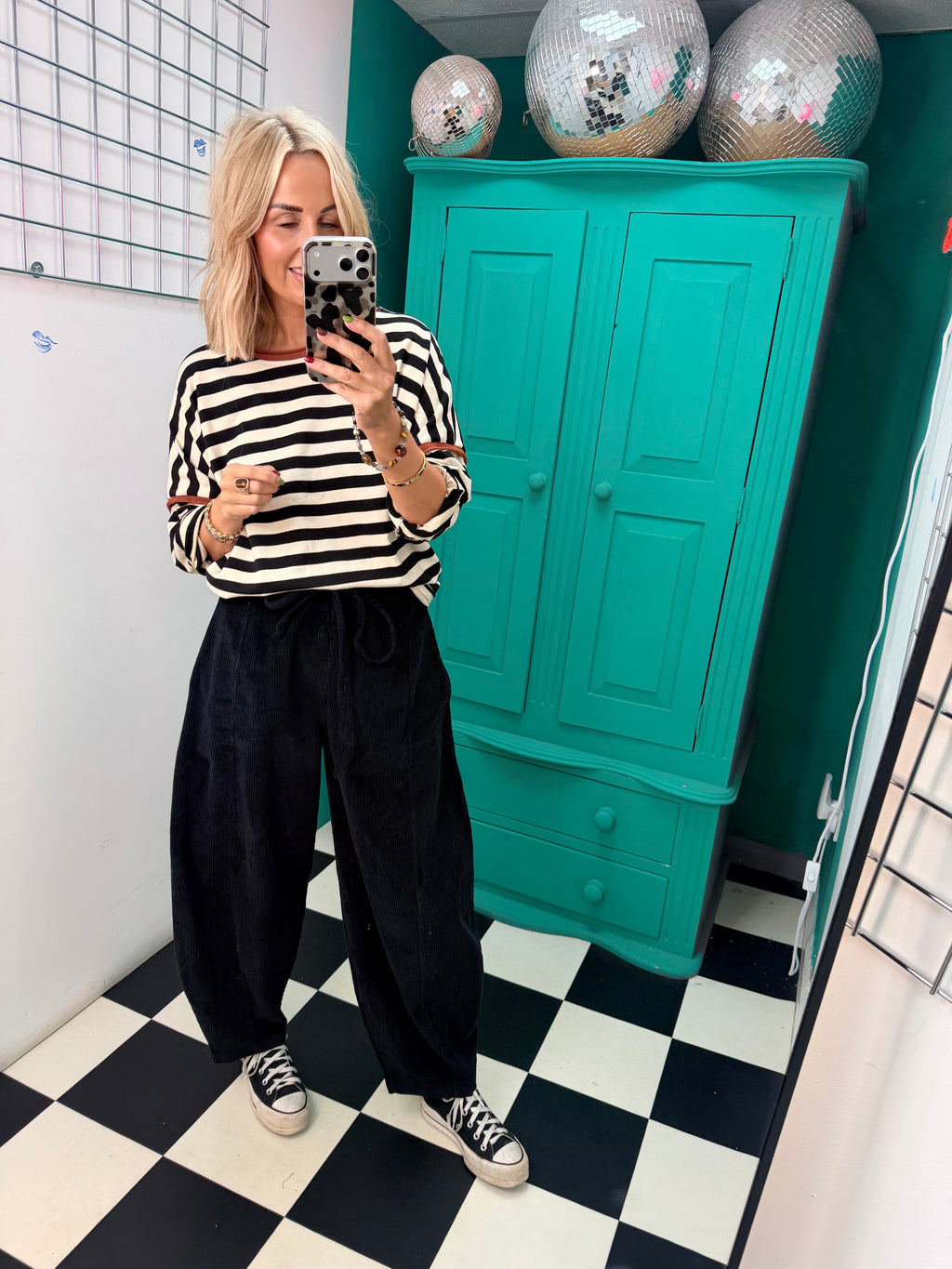 Boston Barrel leg Trousers Black