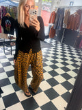 Leopard Barrel jogger Mustard