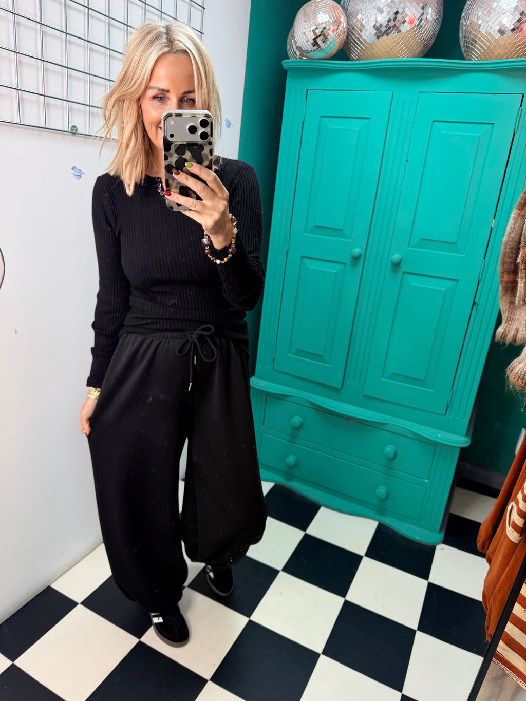 Balloon Jogger Black