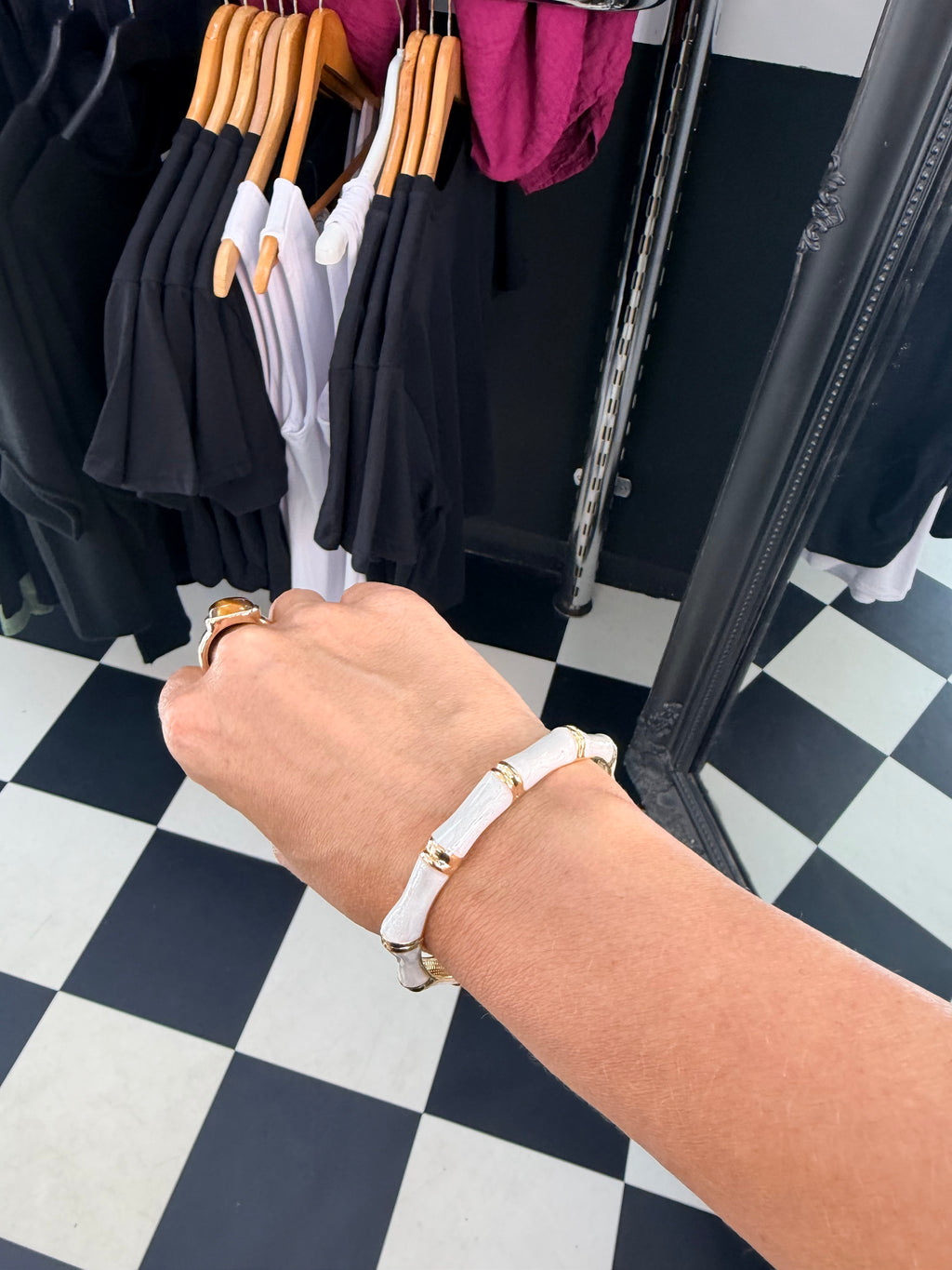 Thin Bangle White and Gold