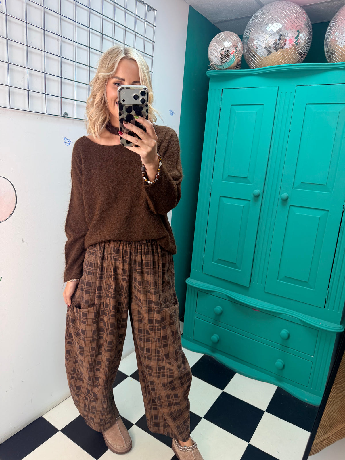 Barrel leg check trousers - Chocolate