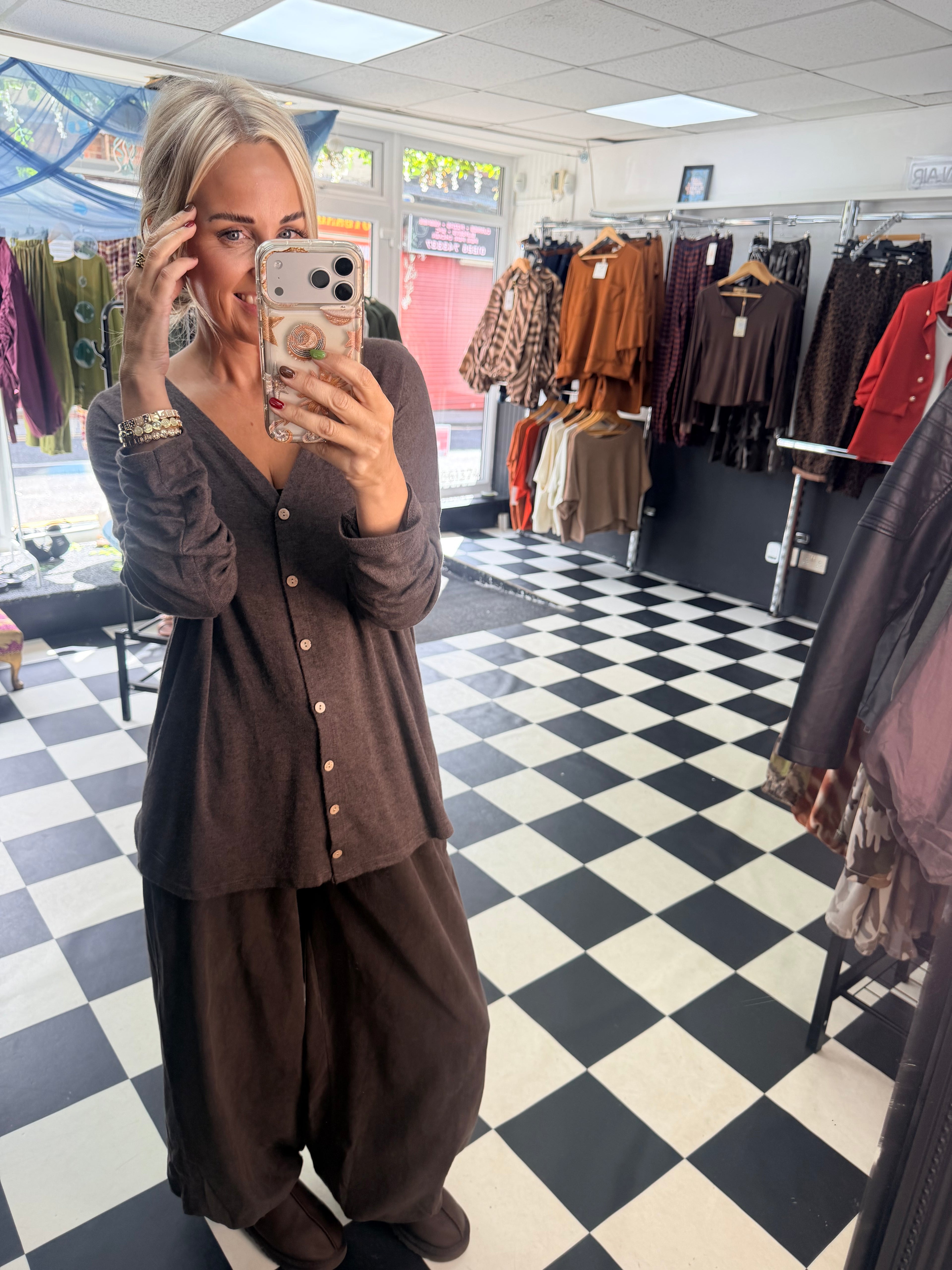 V Neck Cardigan Chocolate