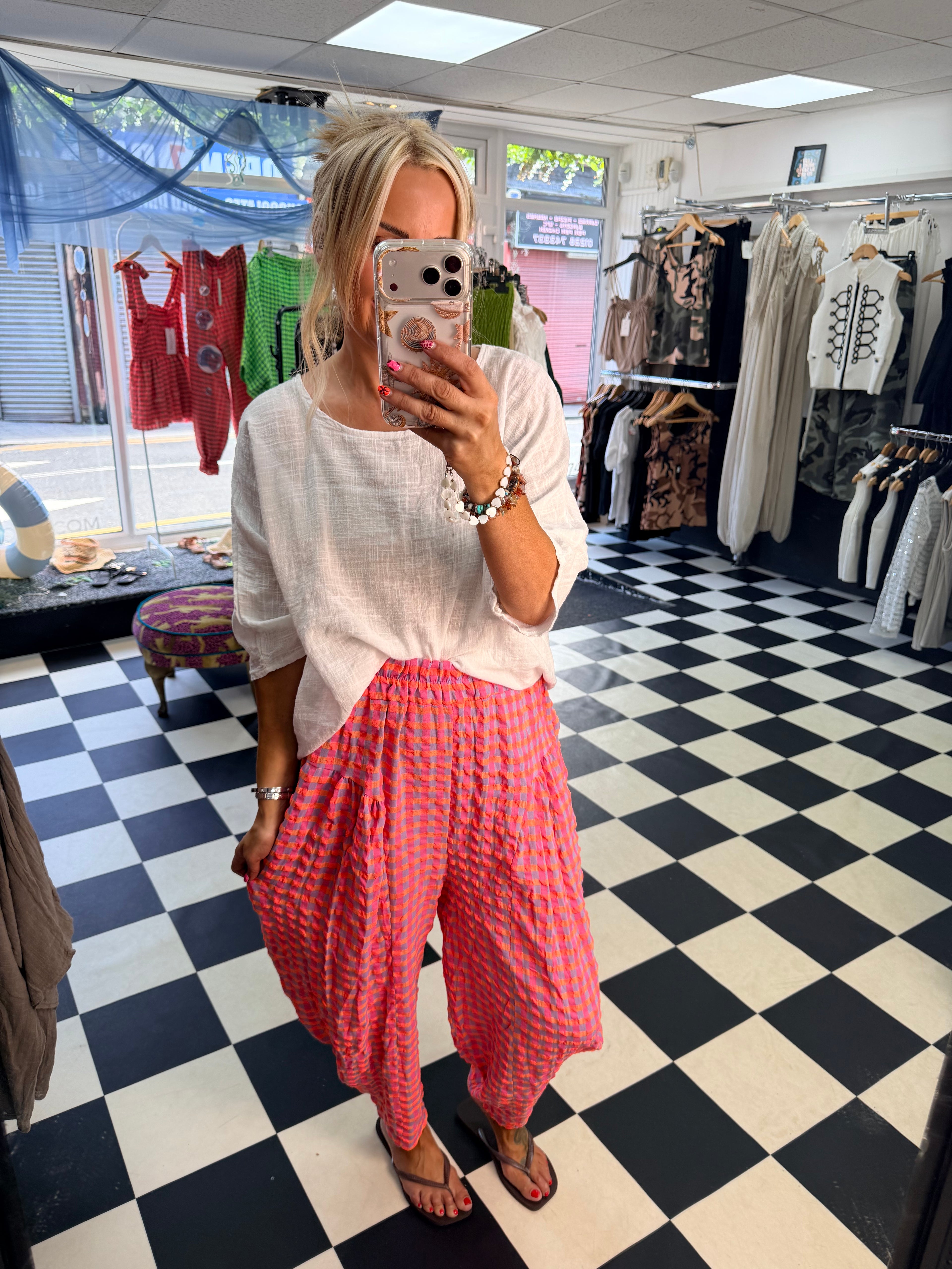 Neon gingham barrel leg trousers Fuchsia/orange