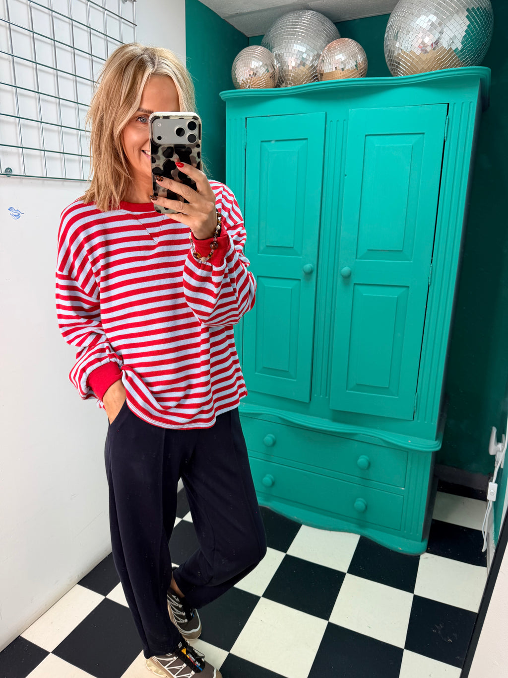 Weekend V Stripe Special Buy Red and Blue