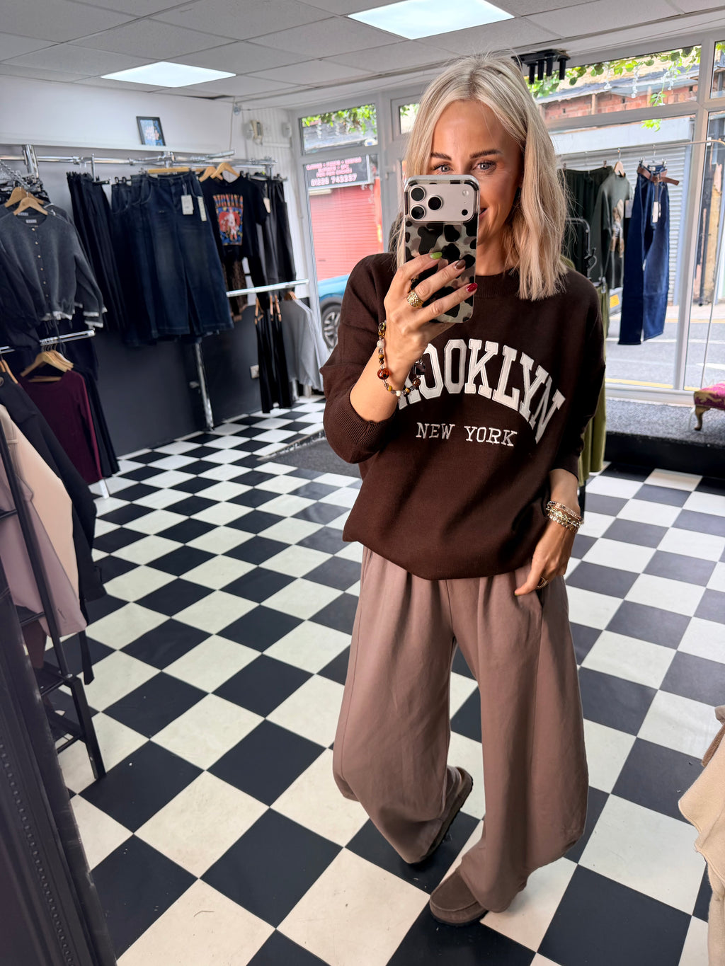 Barrel leg Joggers - Taupe