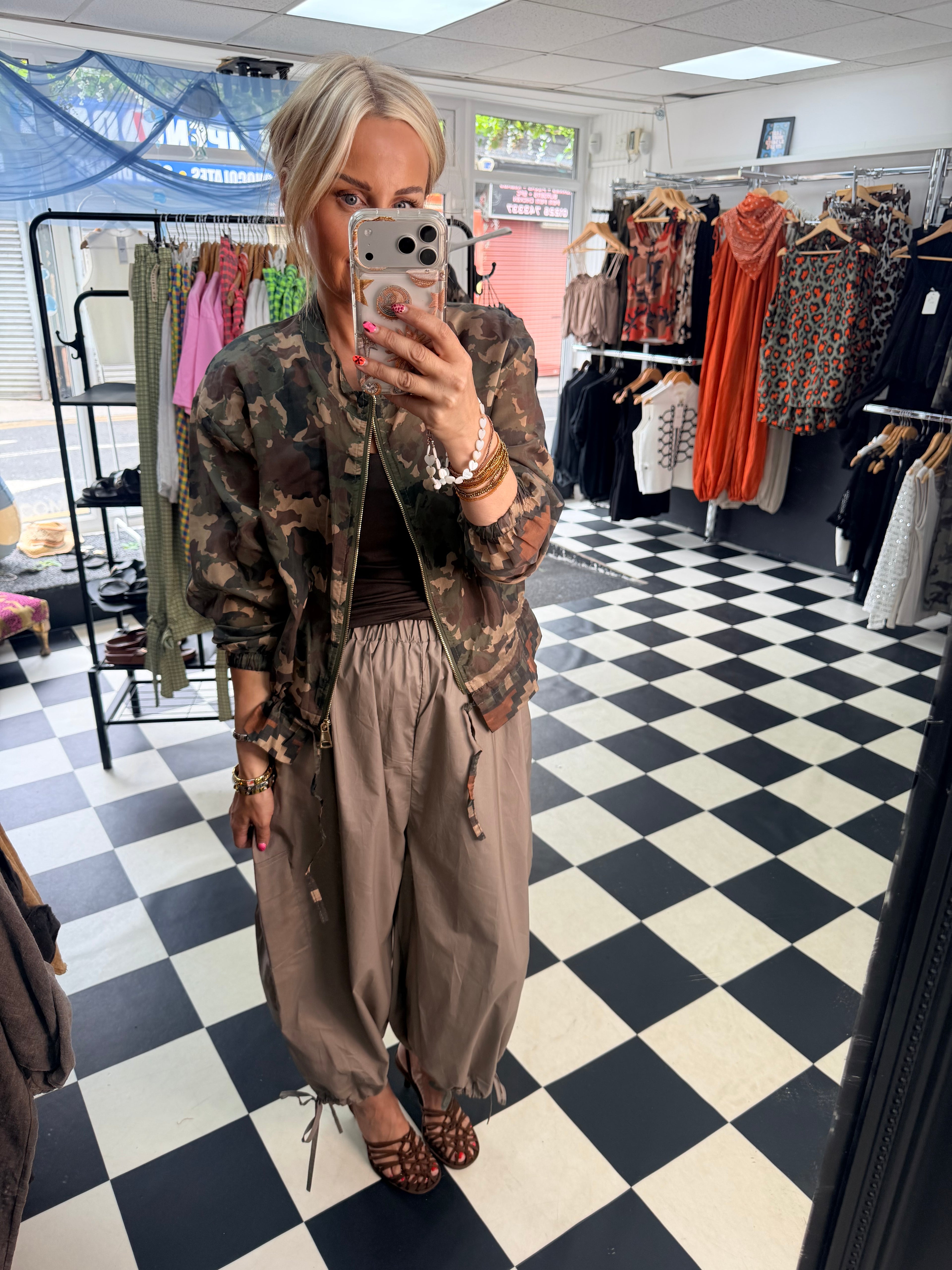 Cargo Trousers crop with tie hem Taupe