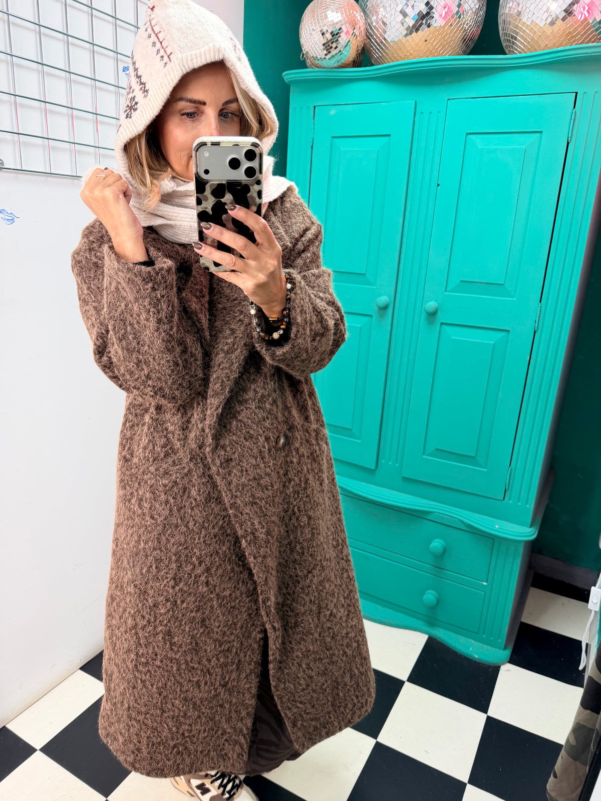 Oversized cosy knit coat - chocolate