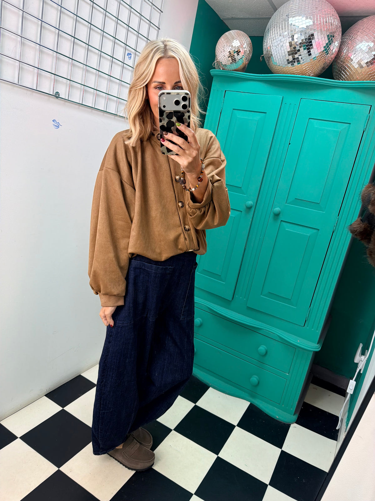 Dark Denim balloon pocket Jean