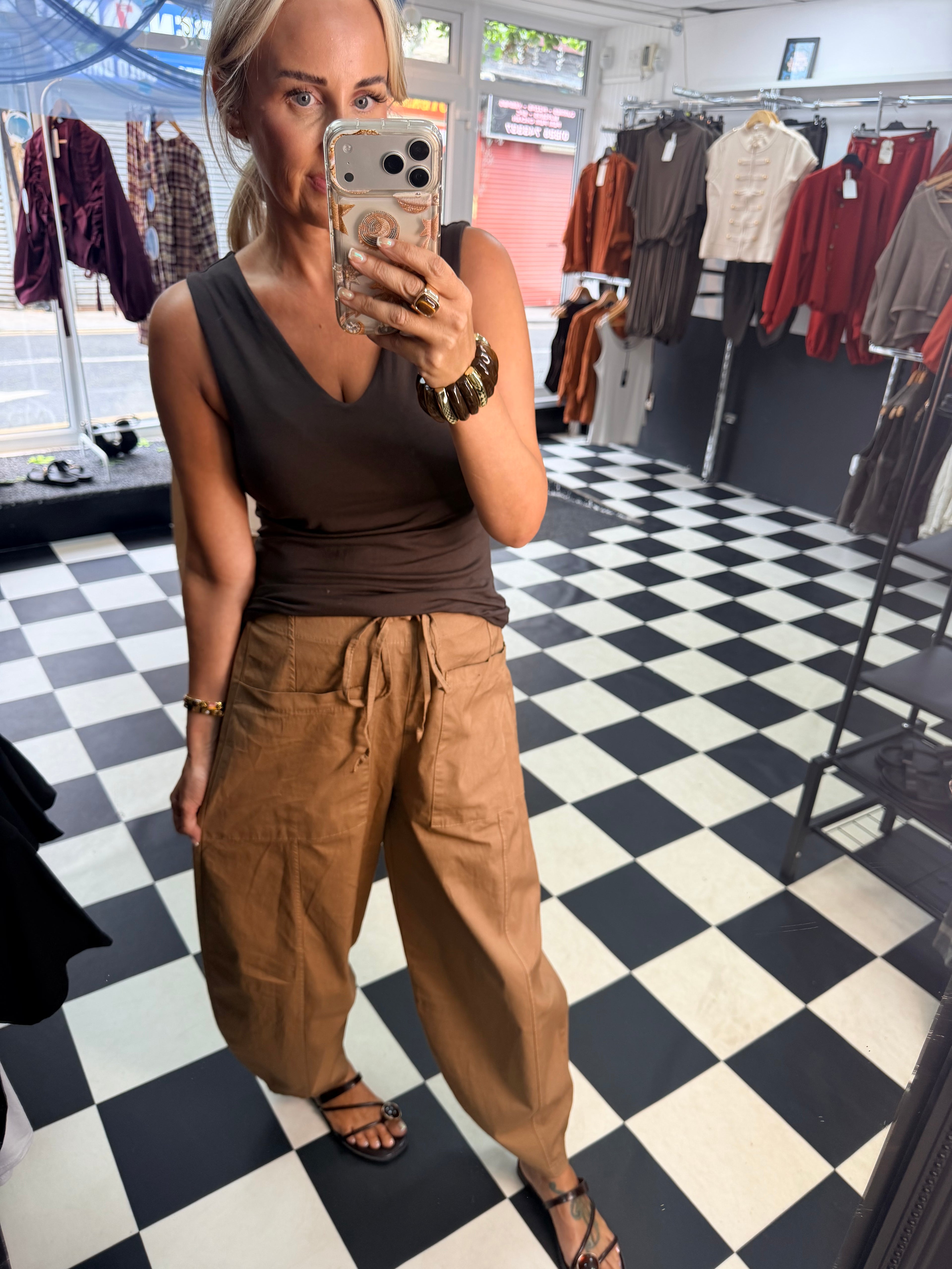 V Neck Basic Vest Chocolate