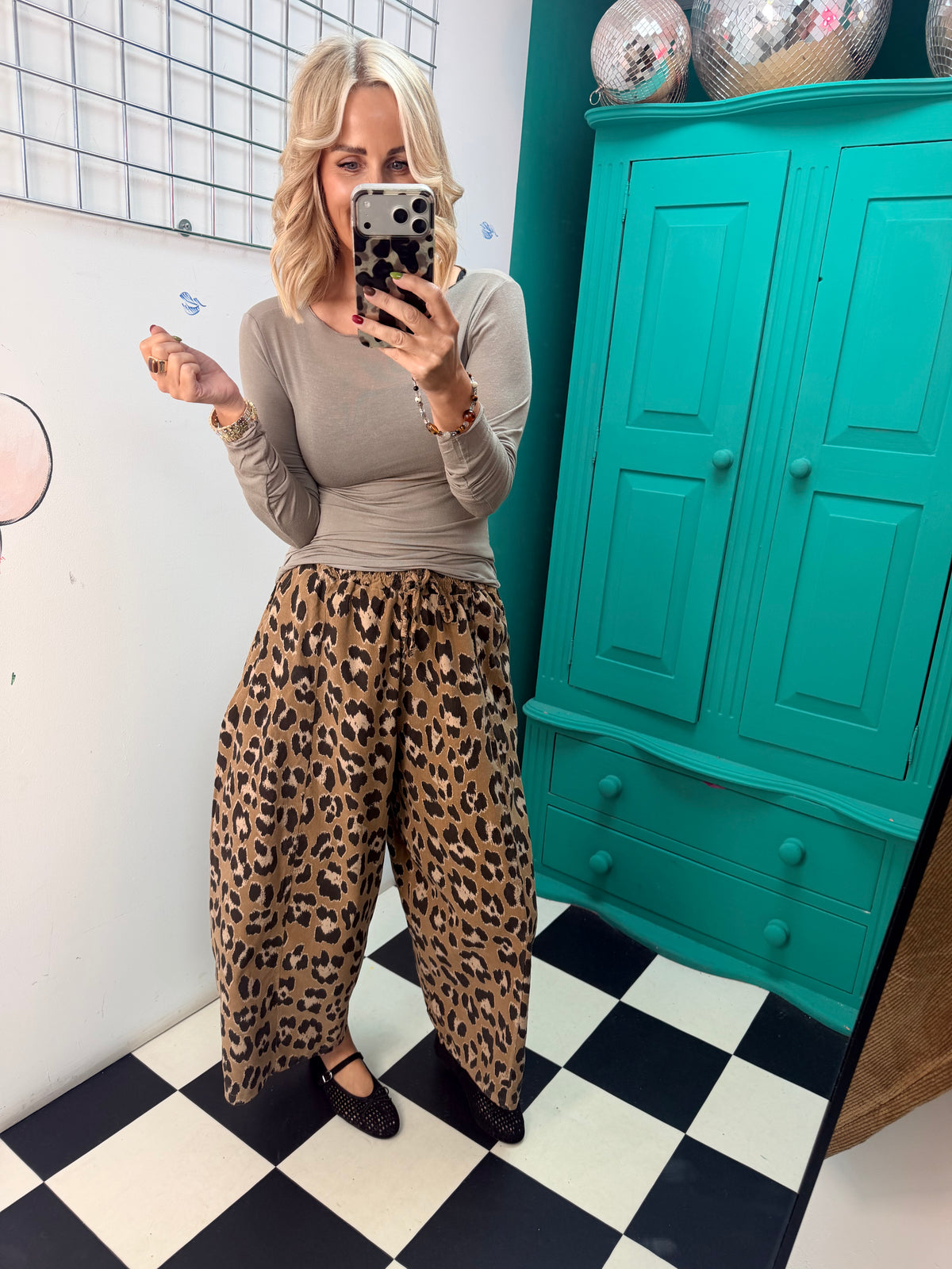 Leopard wide barrel trousers - Camel