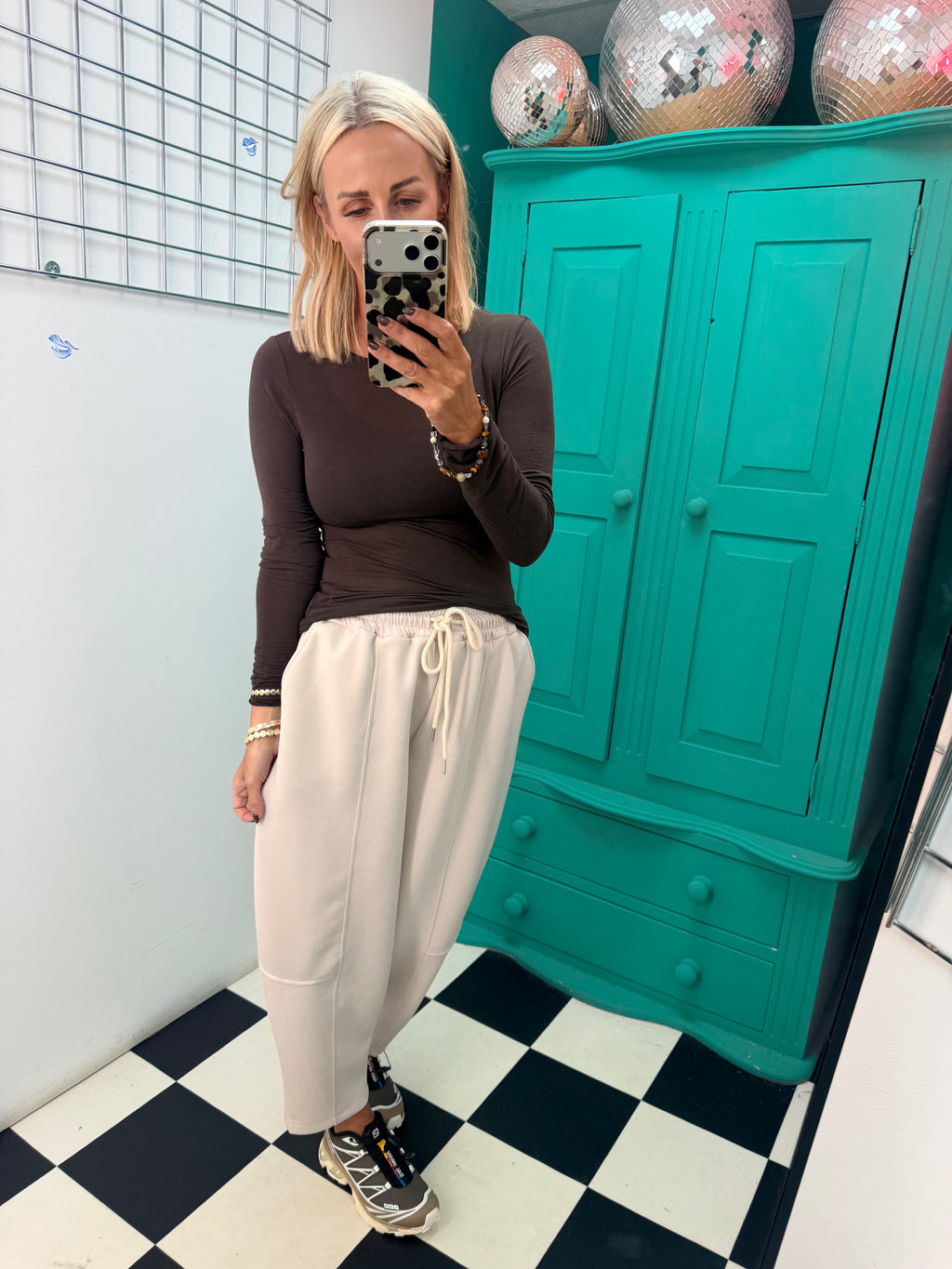 Cora Carrot Leg Joggers Cream