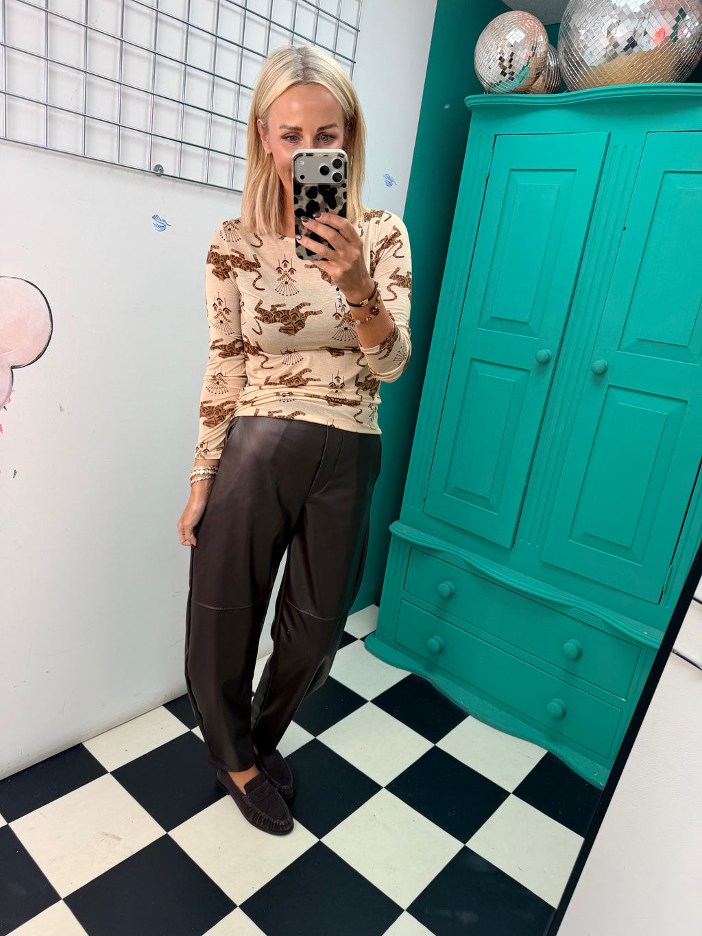 Pu Carrot Leg Trousers Chocolate