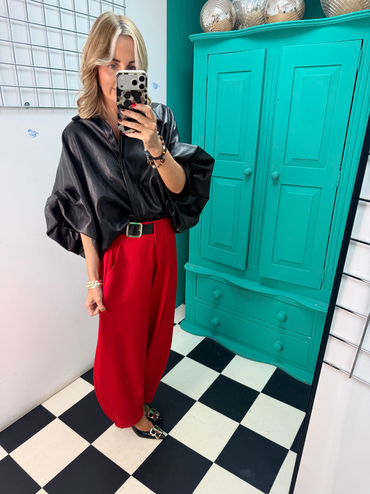 The Harper Half Belt Barrel Trousers Red