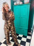The Off Duty Camo Wide-Leg Joggers