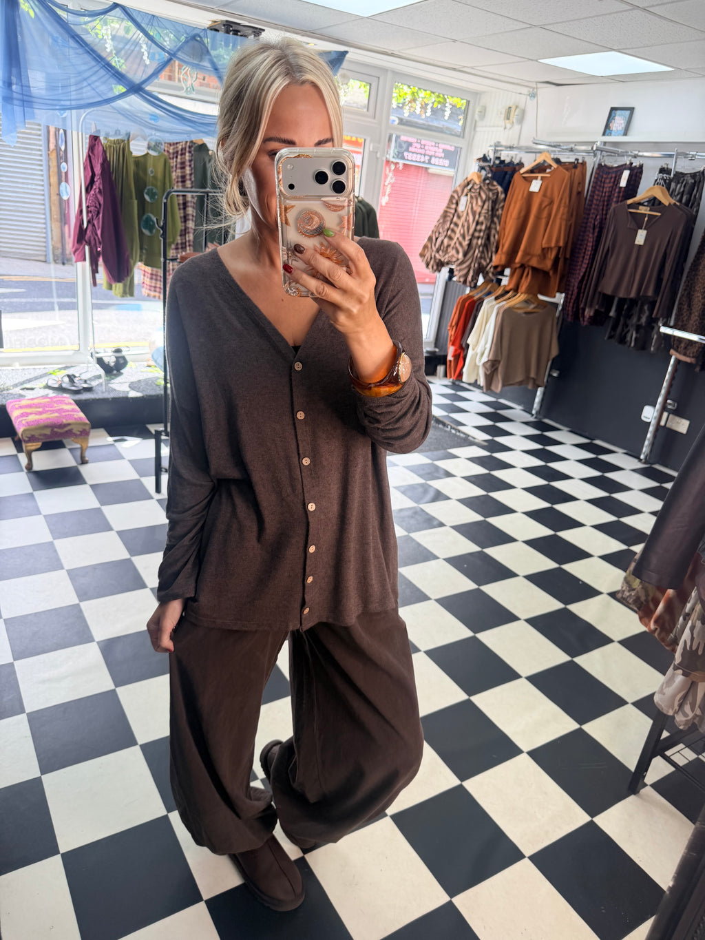V Neck Cardigan Chocolate