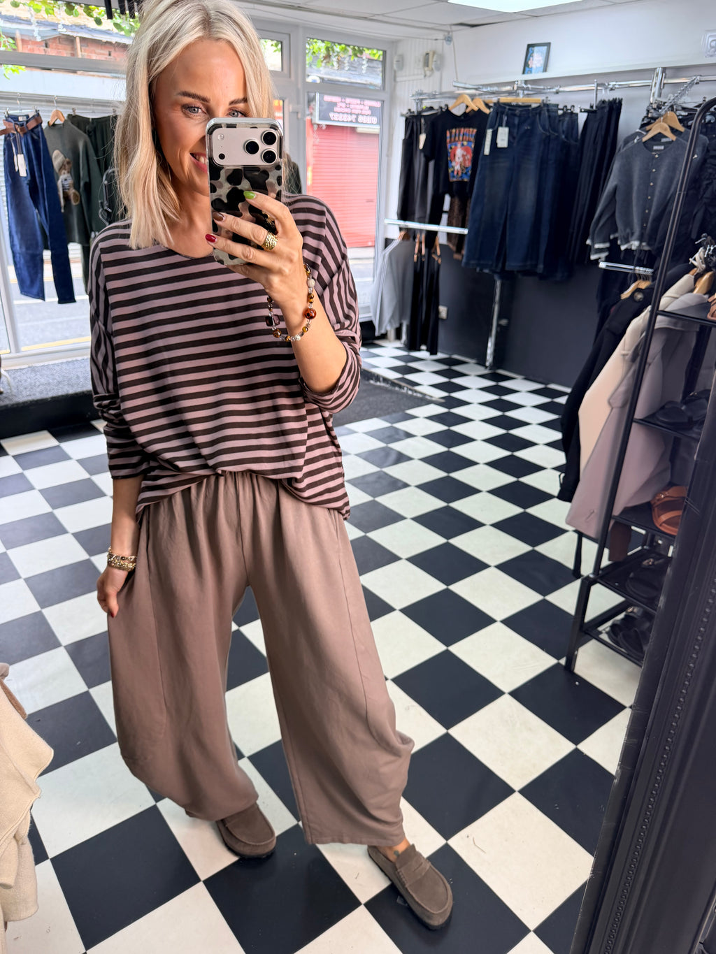 Barrel leg Joggers - Taupe