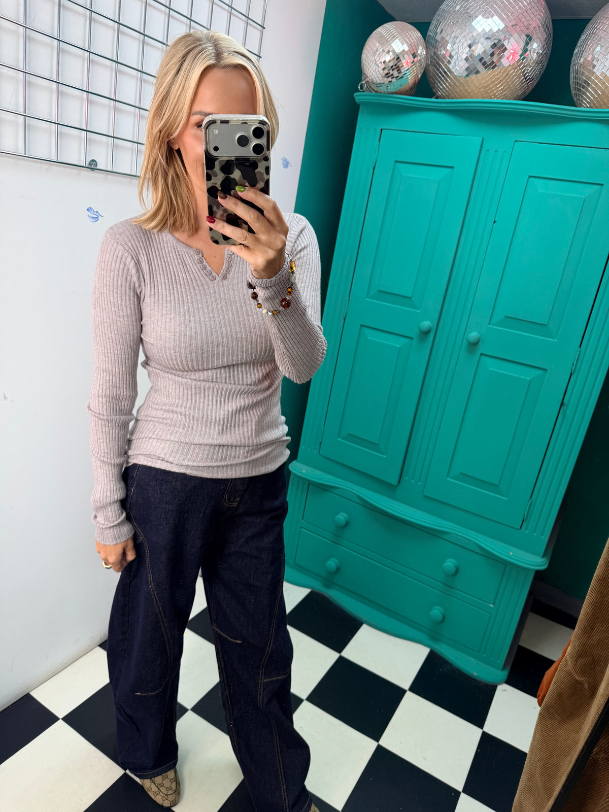 Ribbed Button V Top Taupe