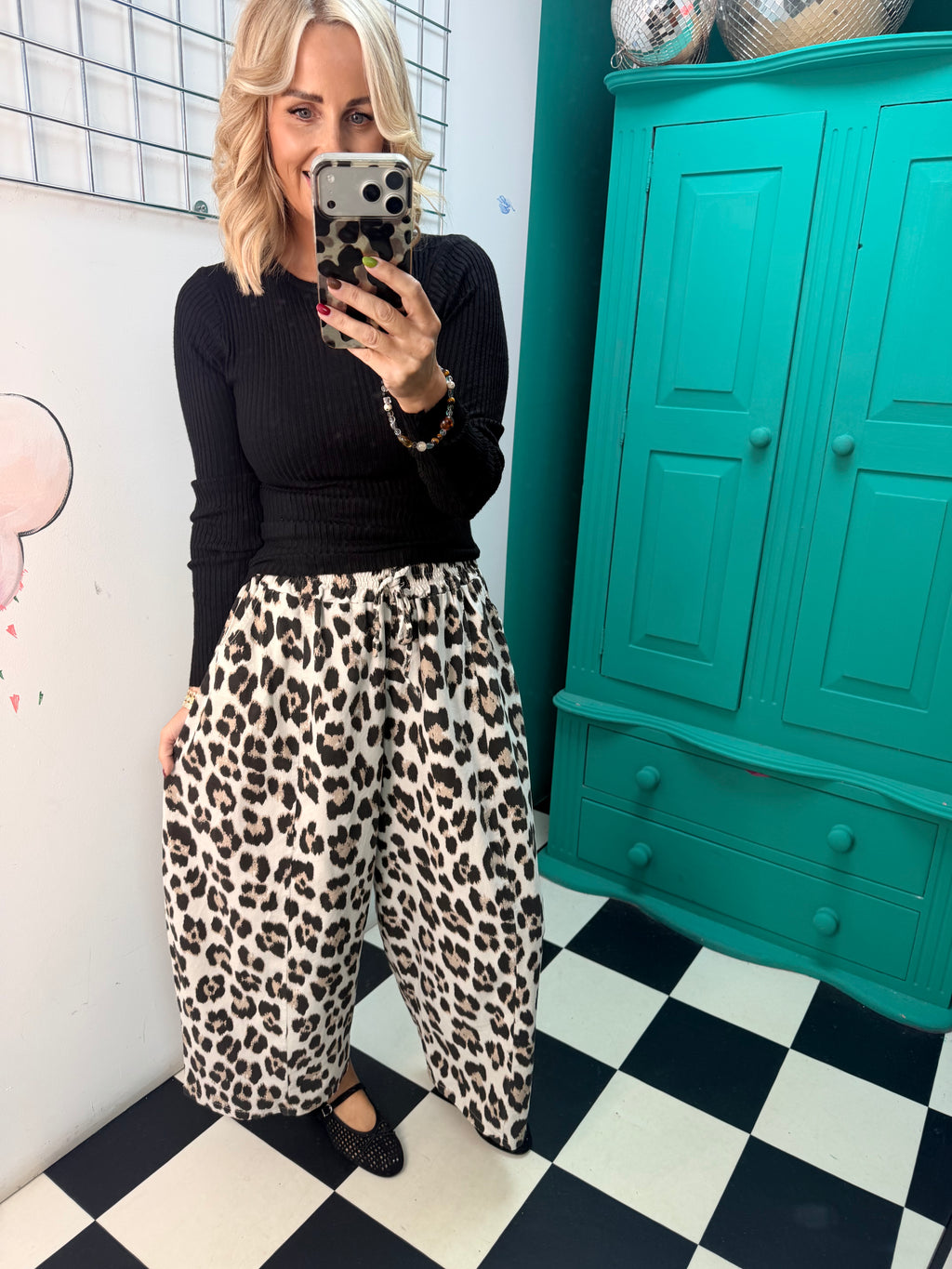 Leopard wide barrel trousers - Cream