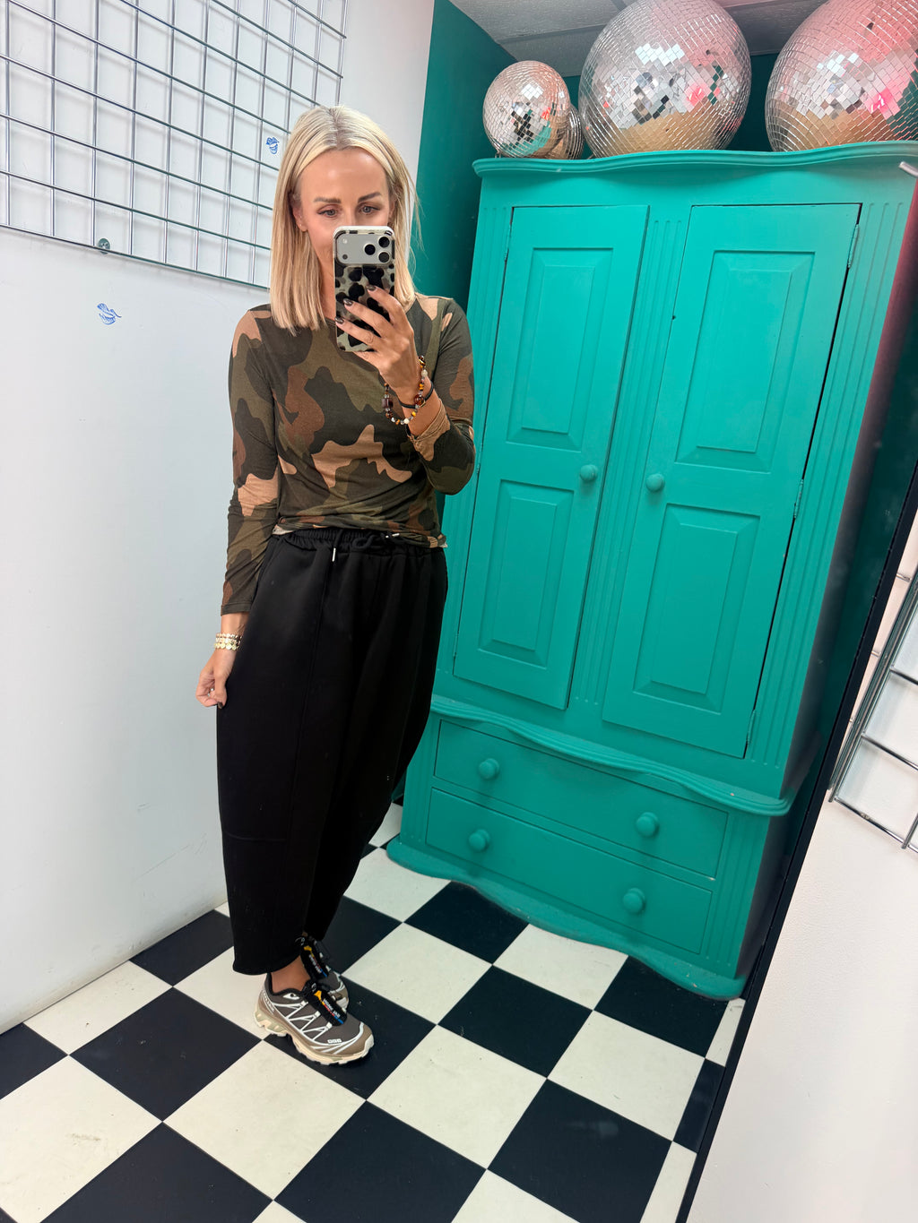 Cora Carrot Leg Joggers Black