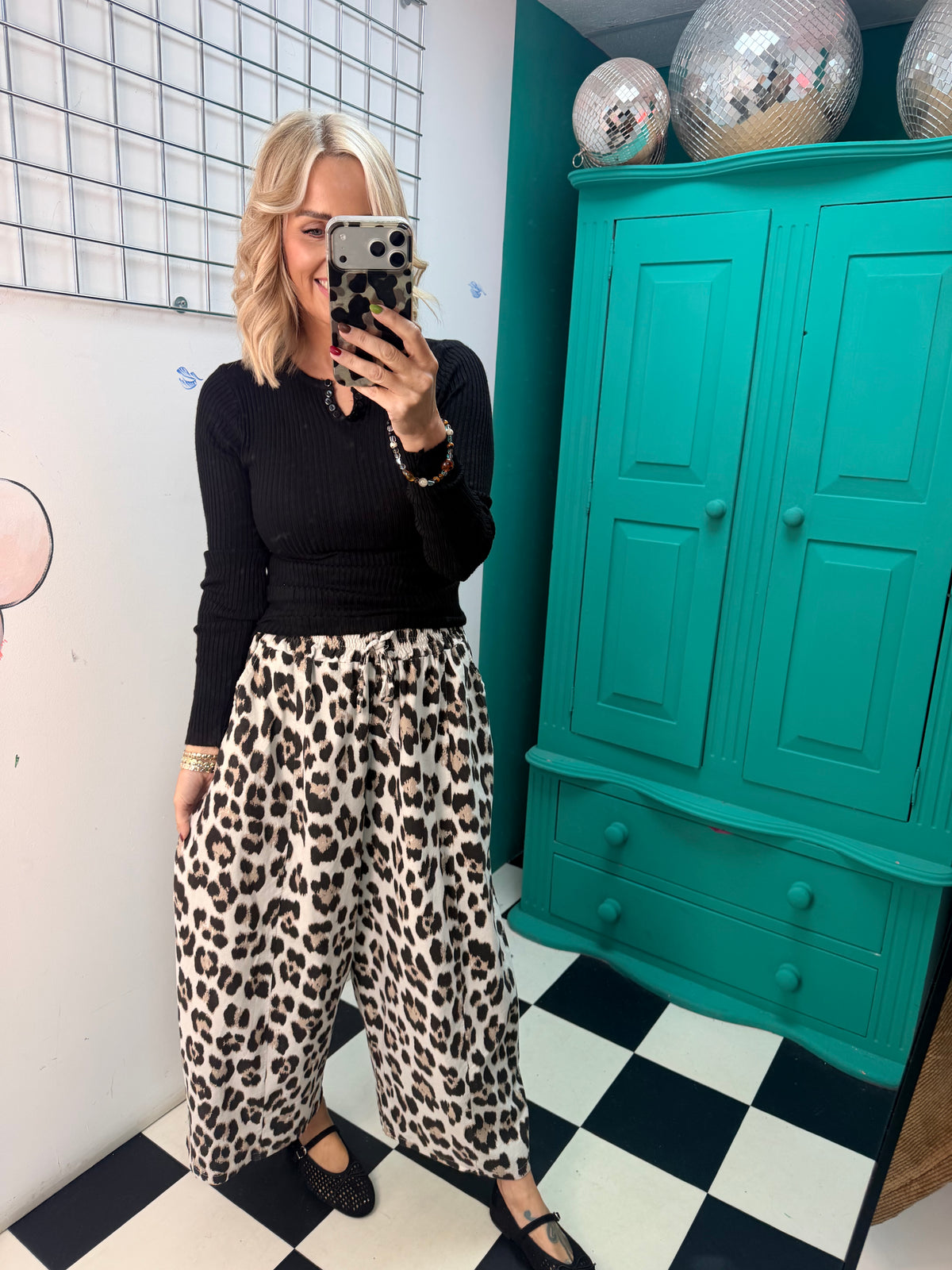 Leopard wide barrel trousers - Cream