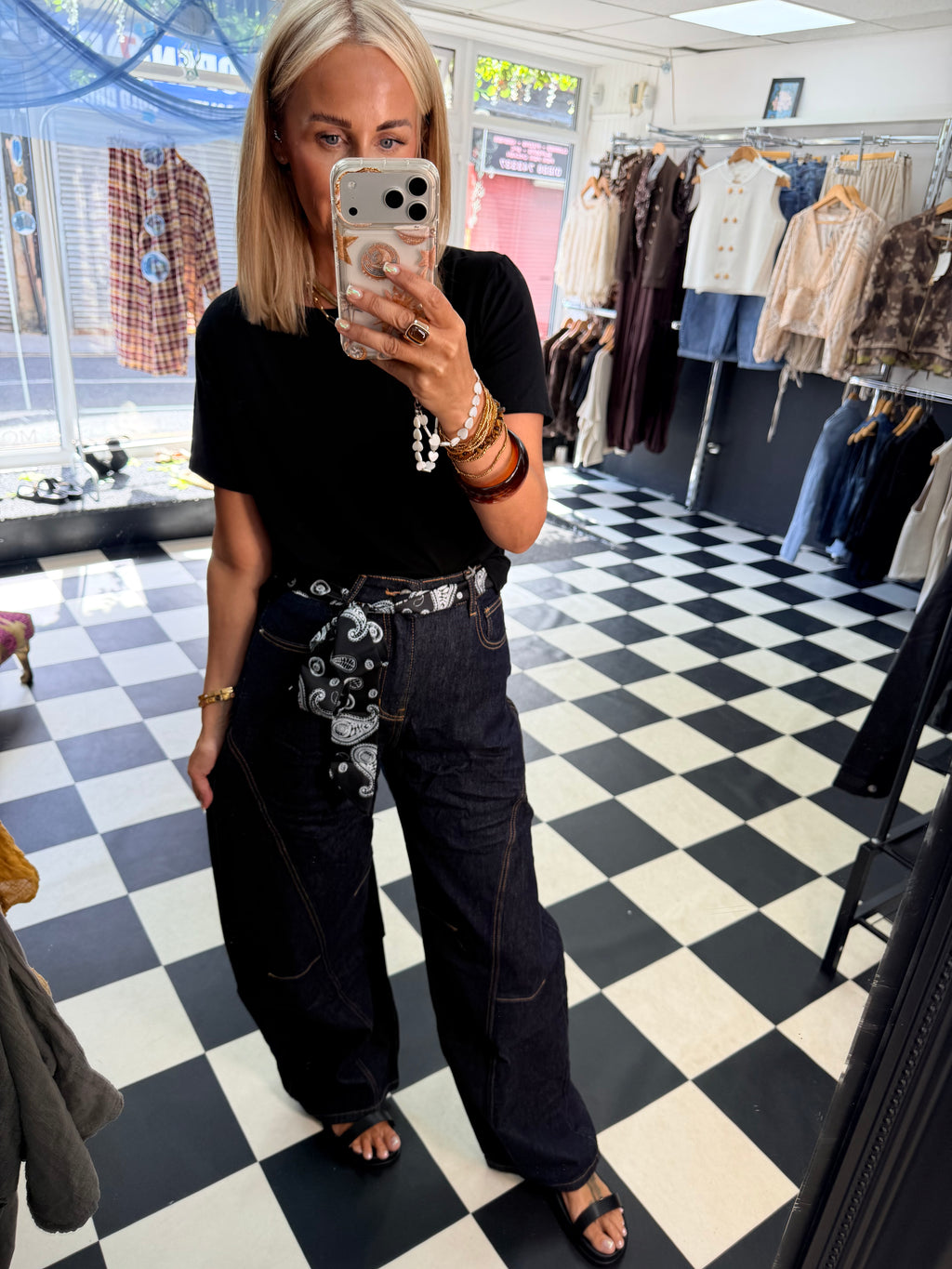 Bandana Barrel Jeans