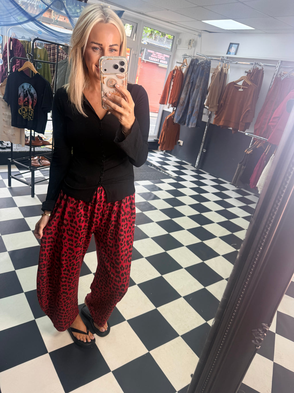 Leopard Barrel jogger Red