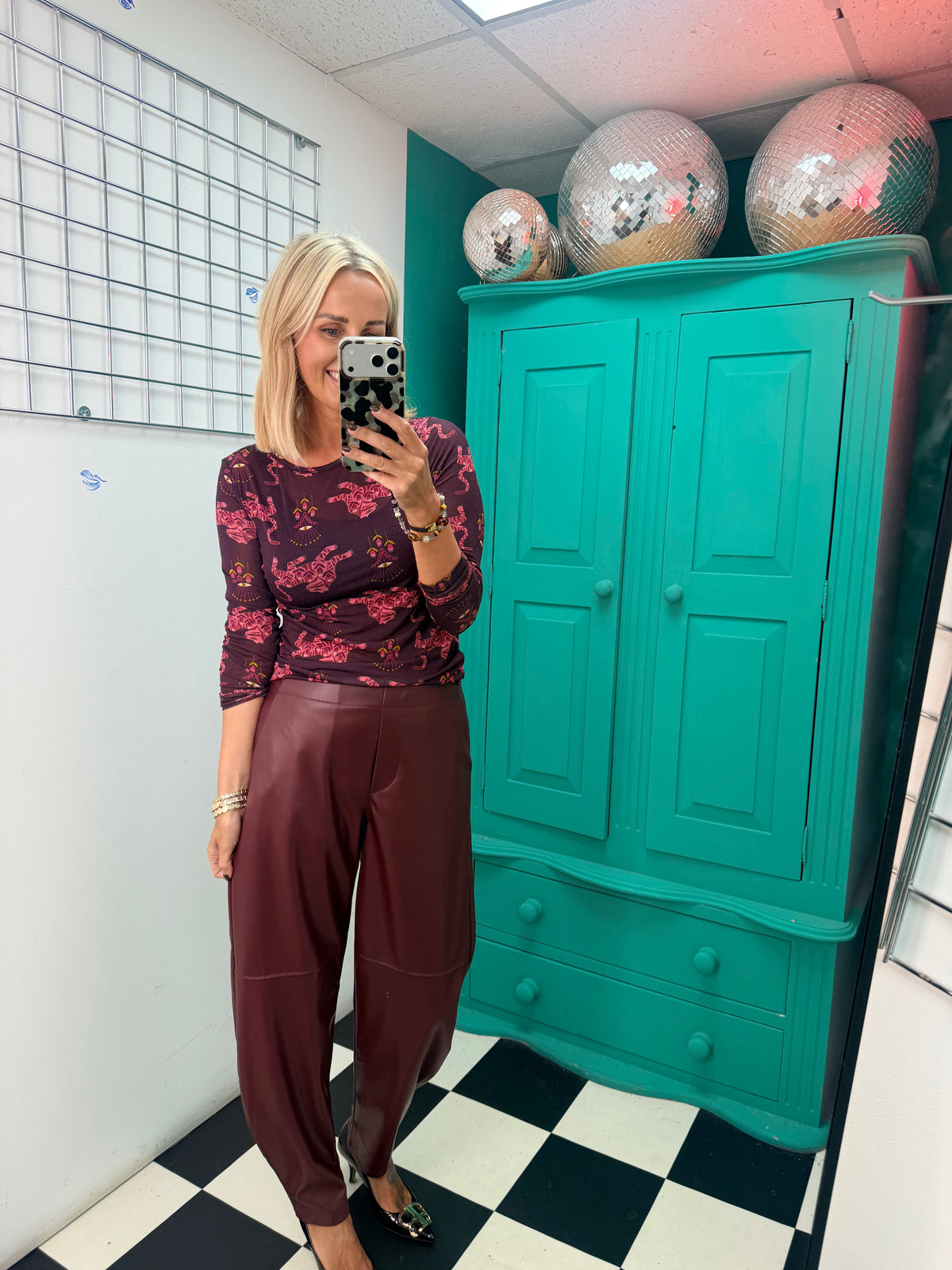 Pu Carrot Leg Trousers Wine