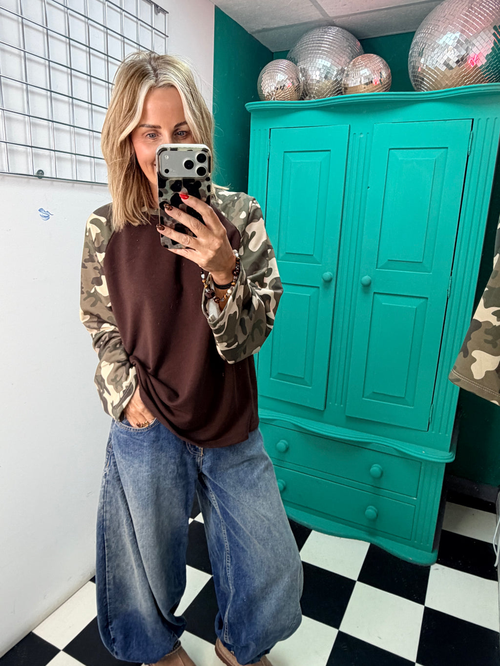Off Duty Camo Raglan Top Chocolate