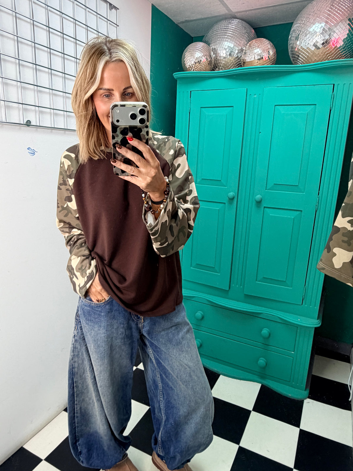 Off Duty Camo Raglan Top Chocolate