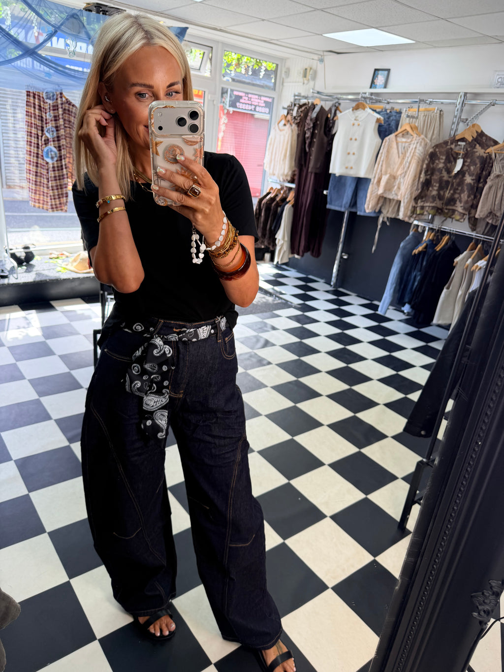 Bandana Barrel Jeans