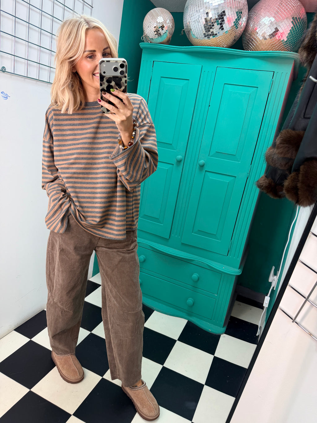 The cosy stripe - Grey and Tan