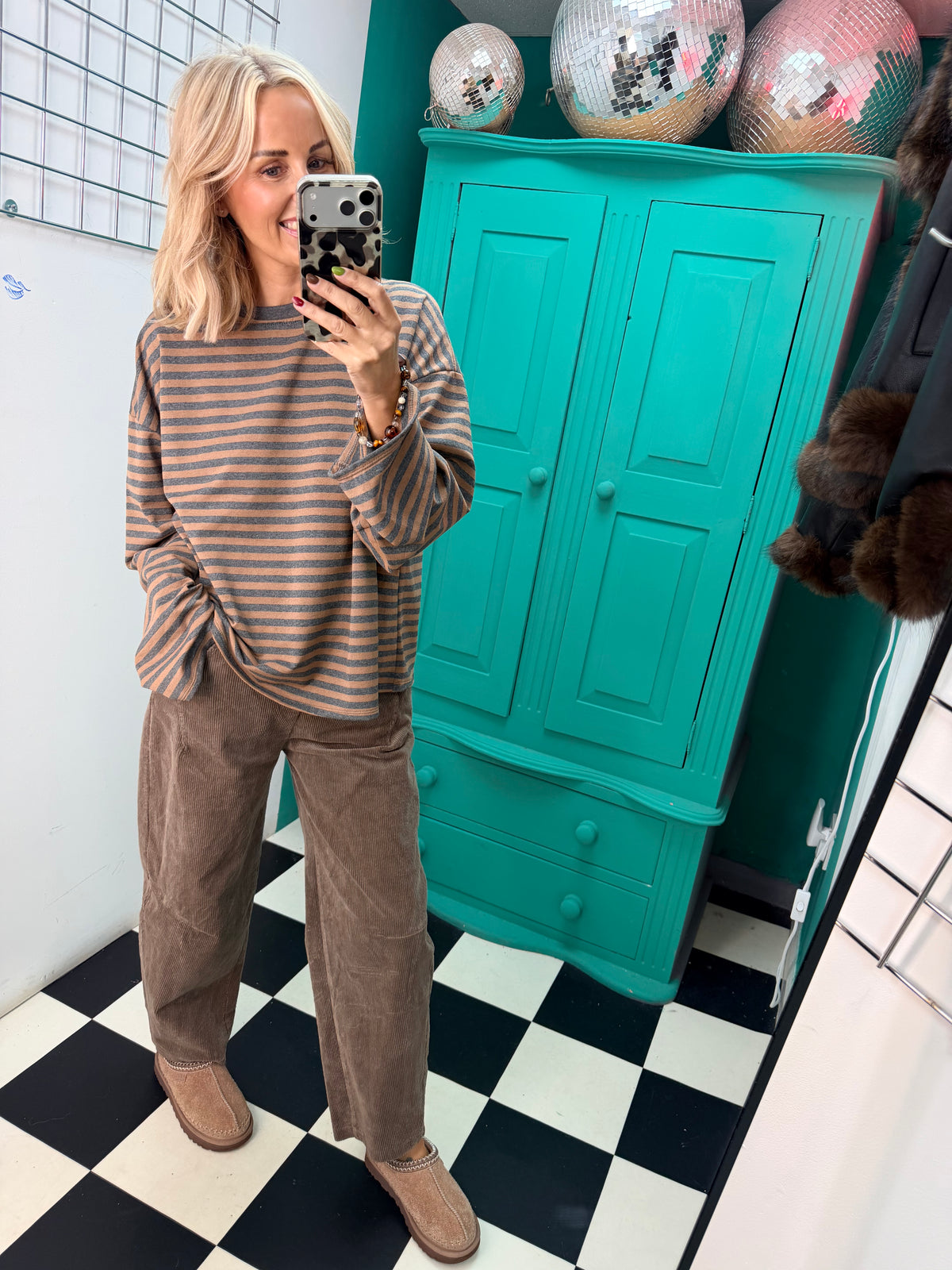 The cosy stripe - Grey and Tan