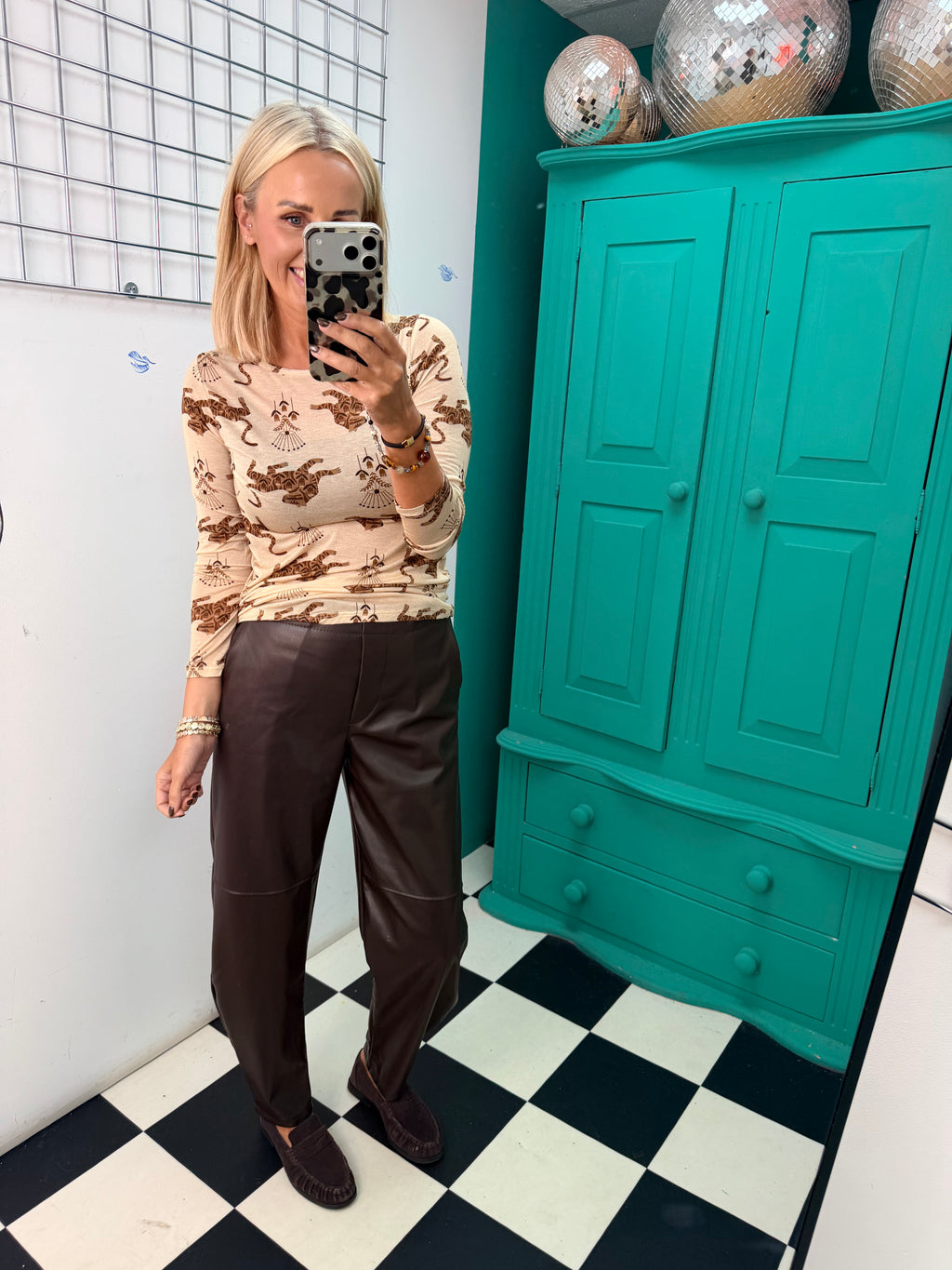 Pu Carrot Leg Trousers Chocolate