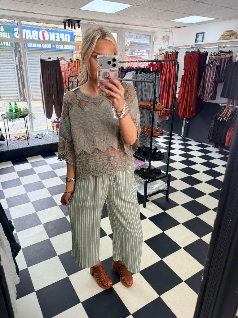 Lola Top Taupe
