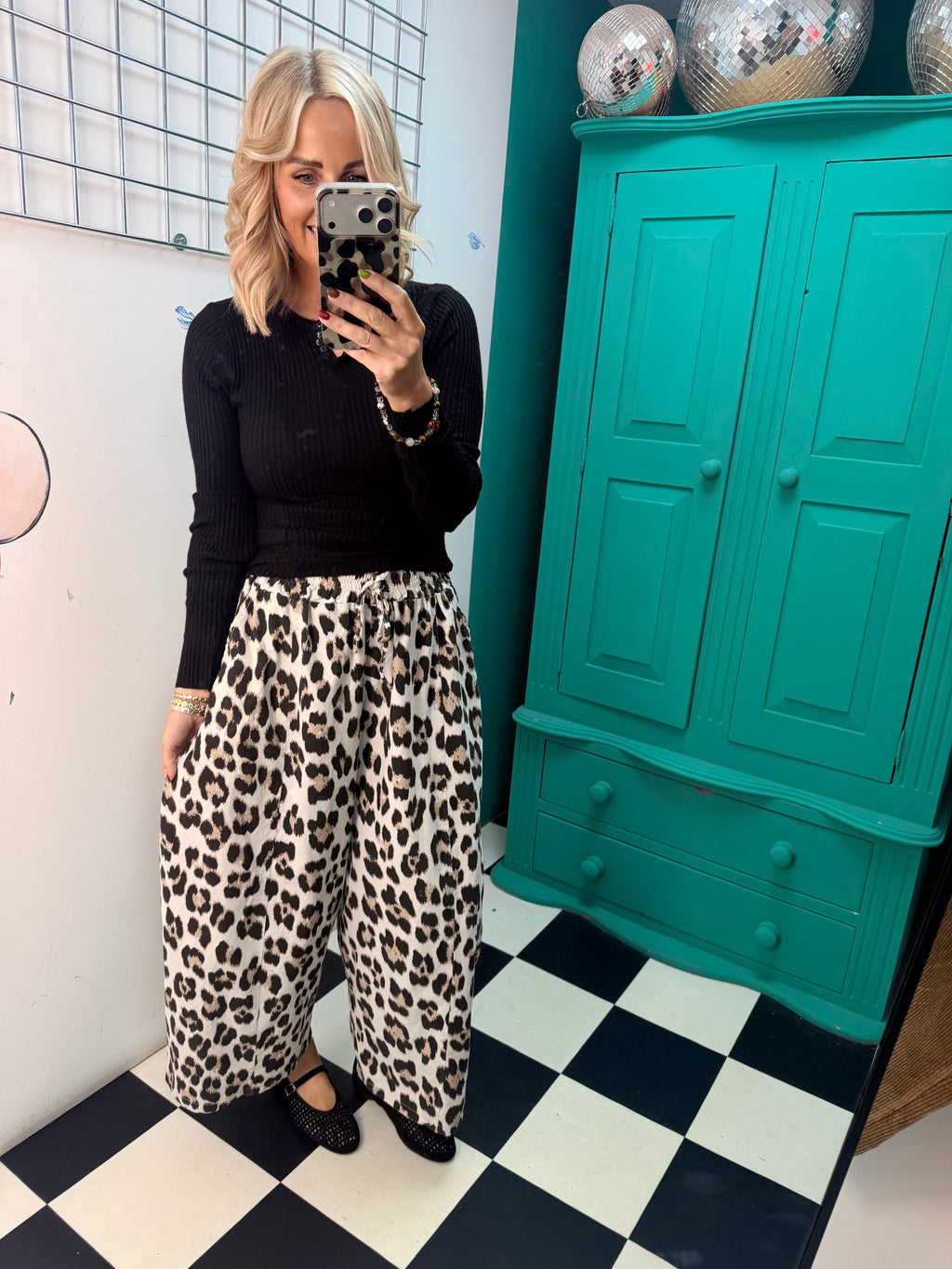 Leopard wide barrel trousers - Cream