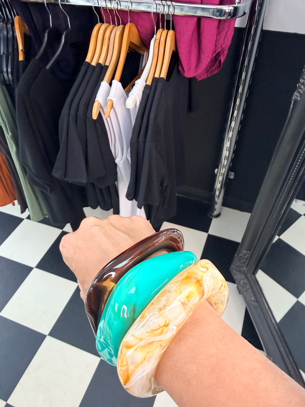 Wavy Bangle Blue