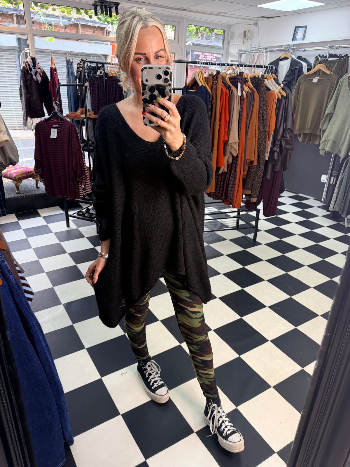 Over Sized Chunky Knit Black