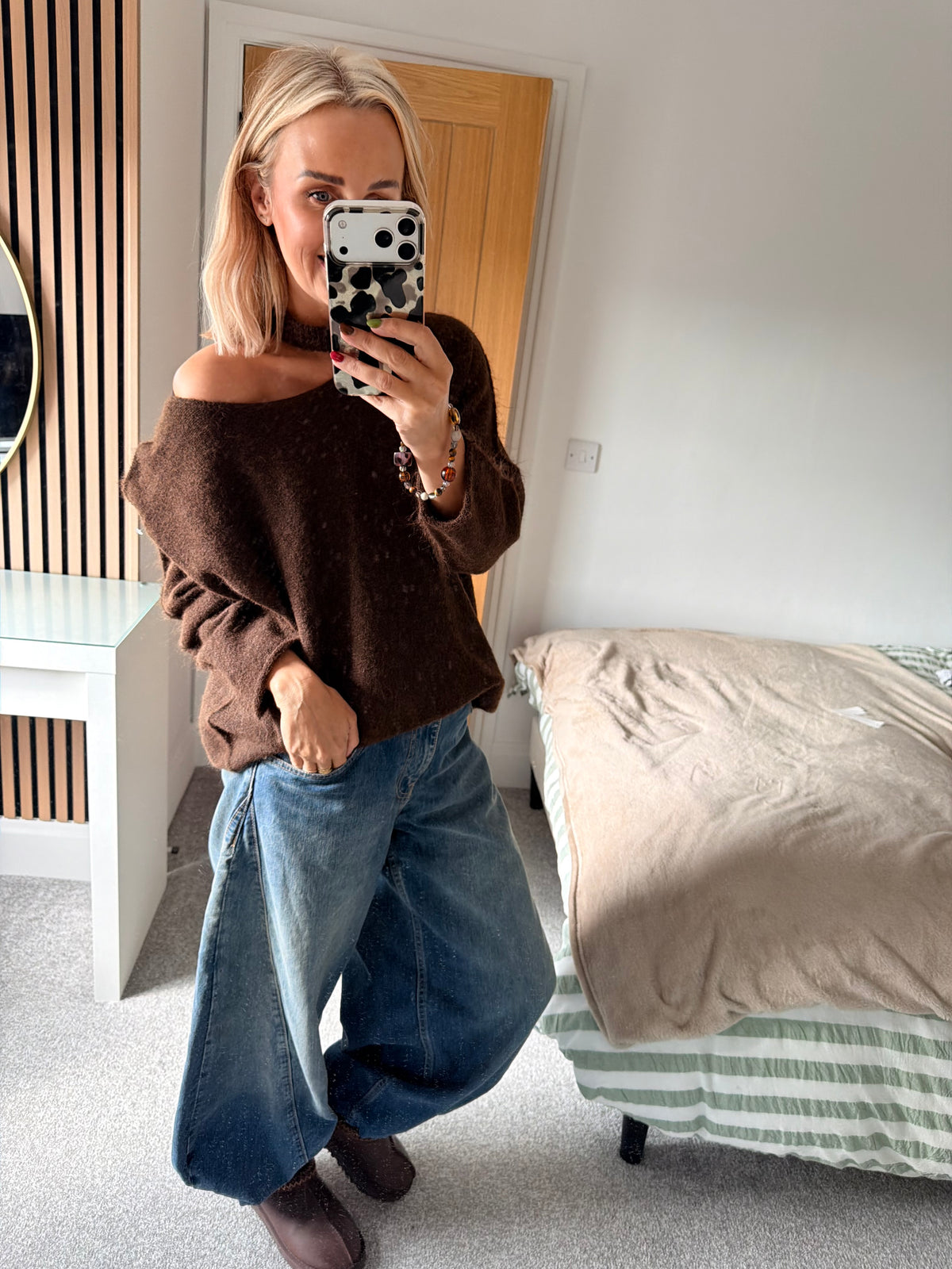 Slash Neck Jumper Chocolate