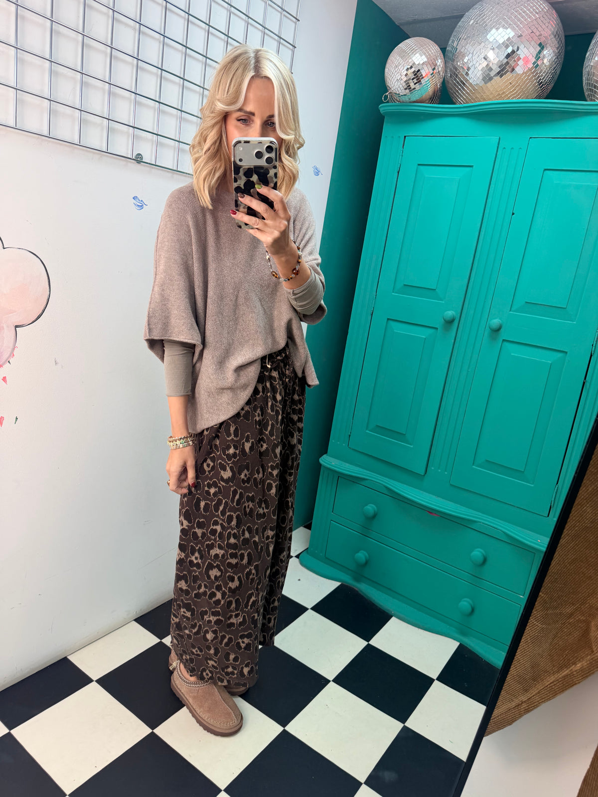 Katie Jumper - Taupe