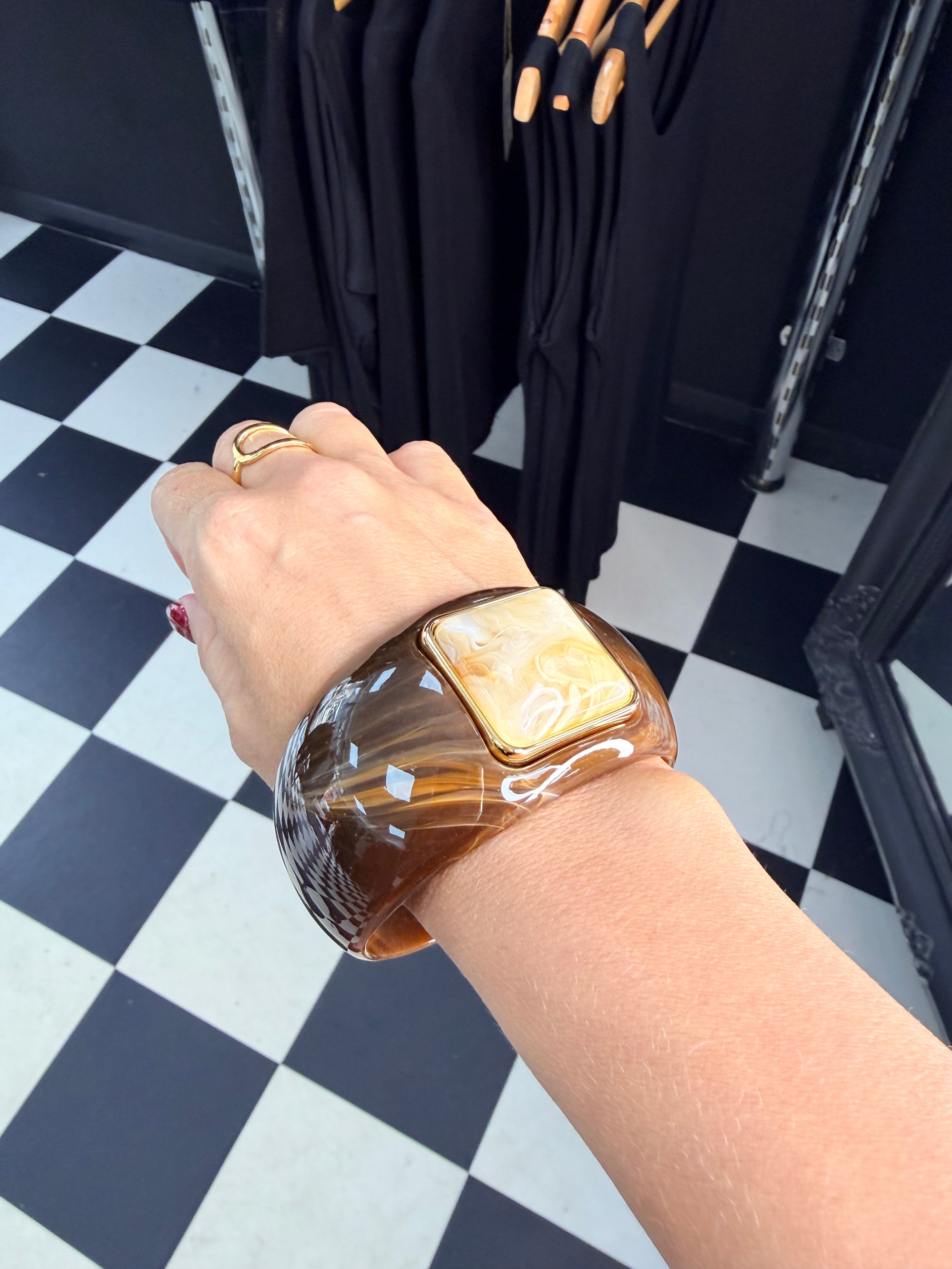 Gem Stone Bangle Chocolate Square