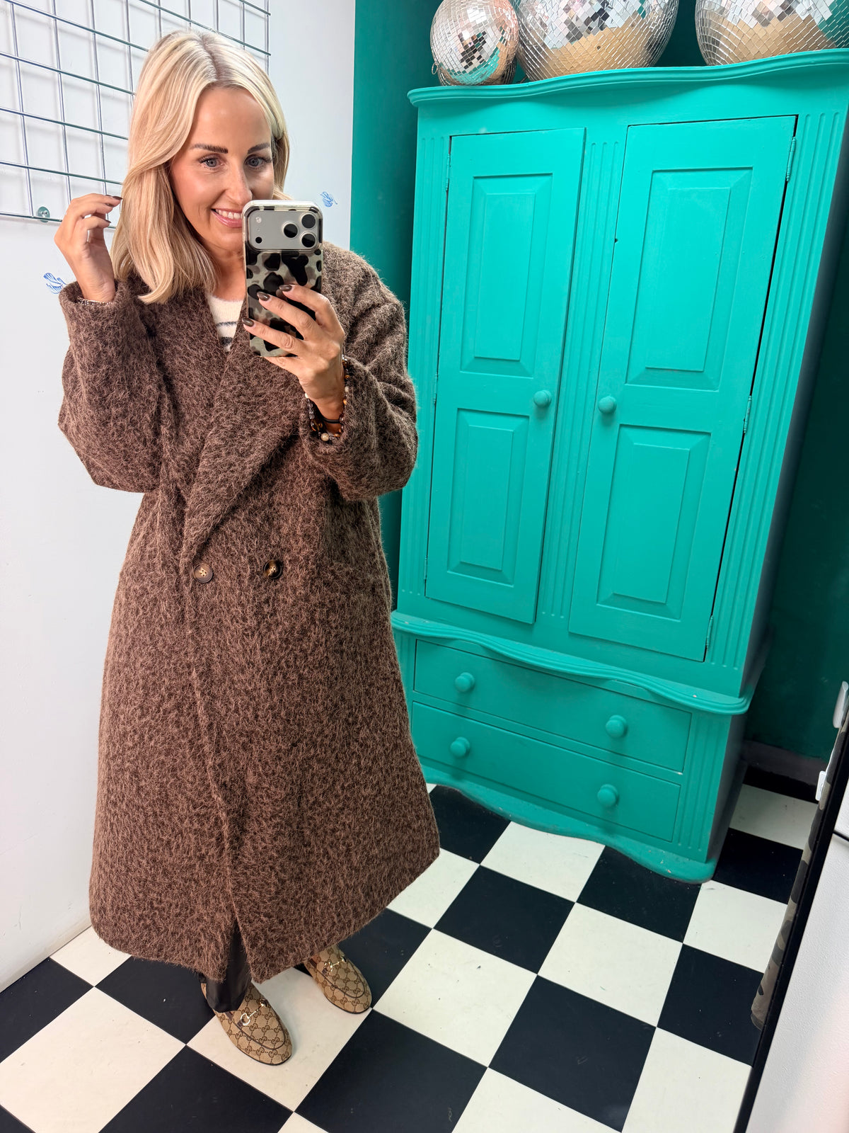 Oversized cosy knit coat - chocolate