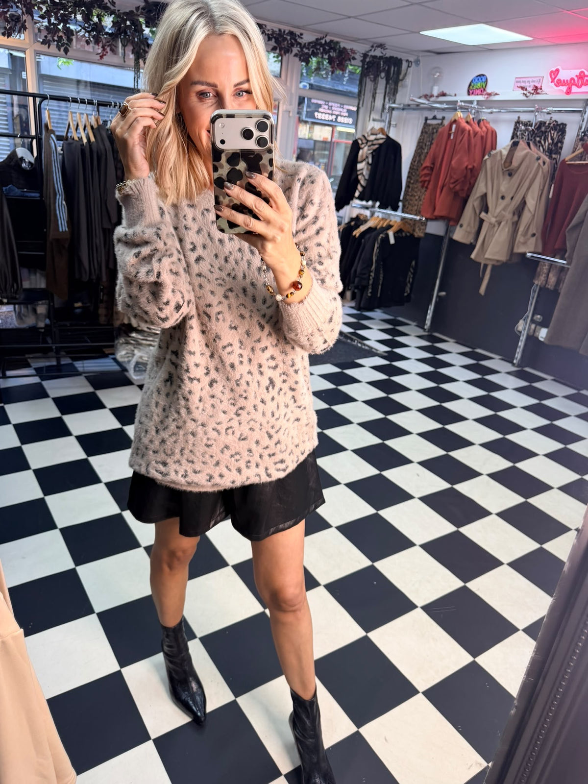 Amara animal print jumper - Mocha