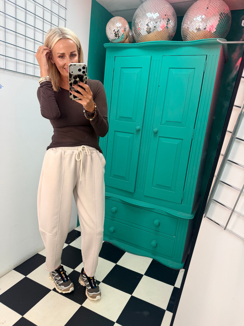 Cora Carrot Leg Joggers Cream