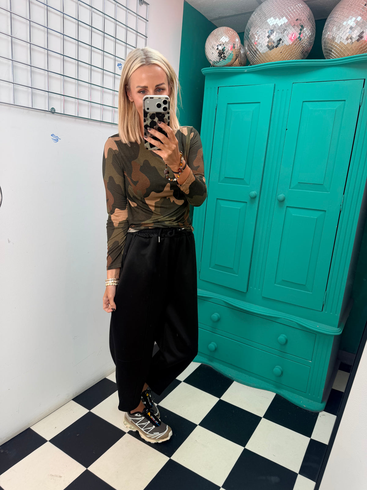 Cora Carrot Leg Joggers Black